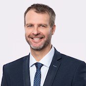 Dominic Girard ,  ASC