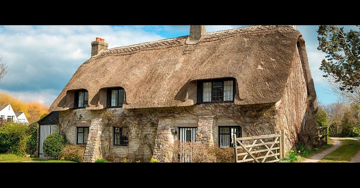 Thatched Roof Property Insurance Thatched House Insurance Gallagher UK